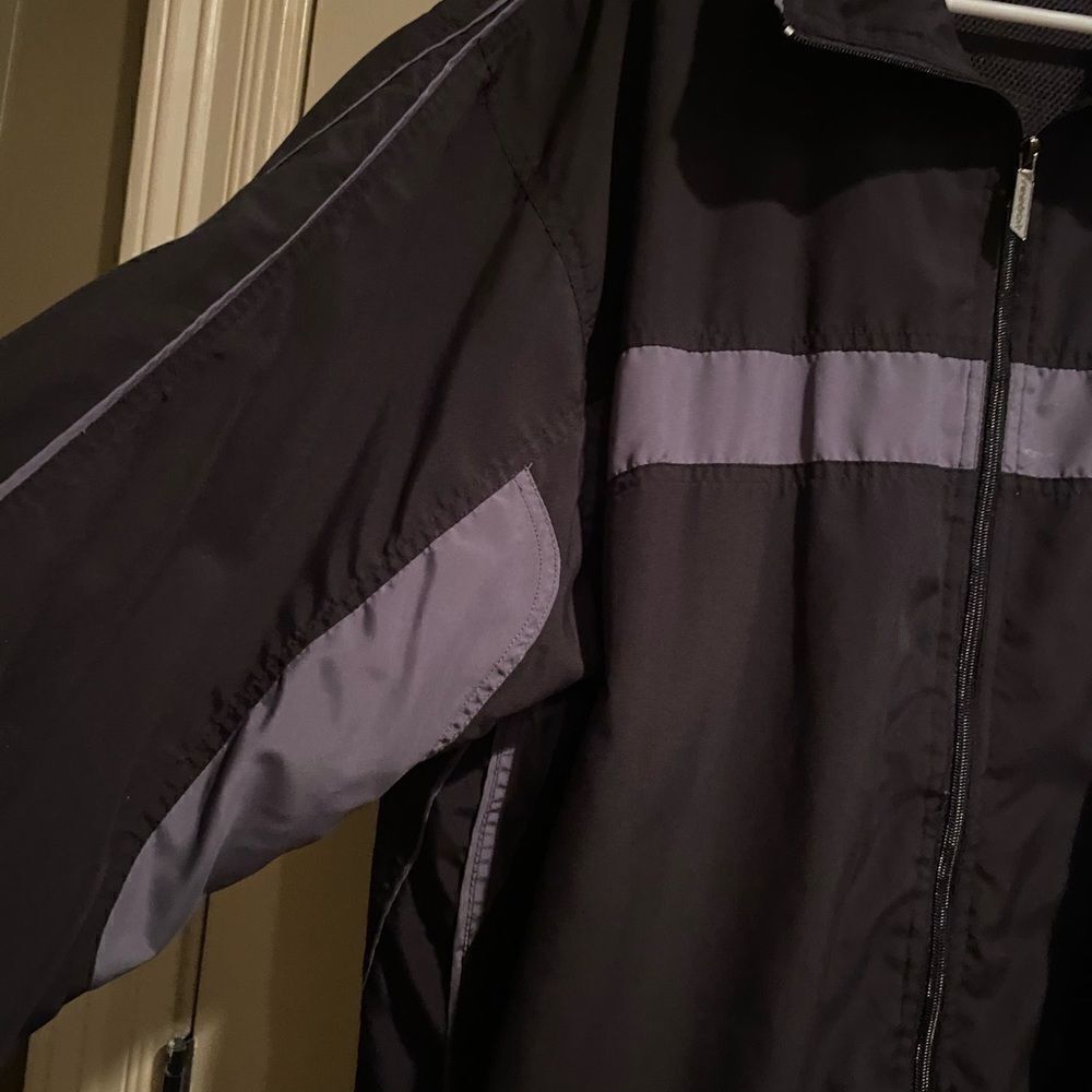 REEBOK WINDBREAKER - Picture 5 of 8